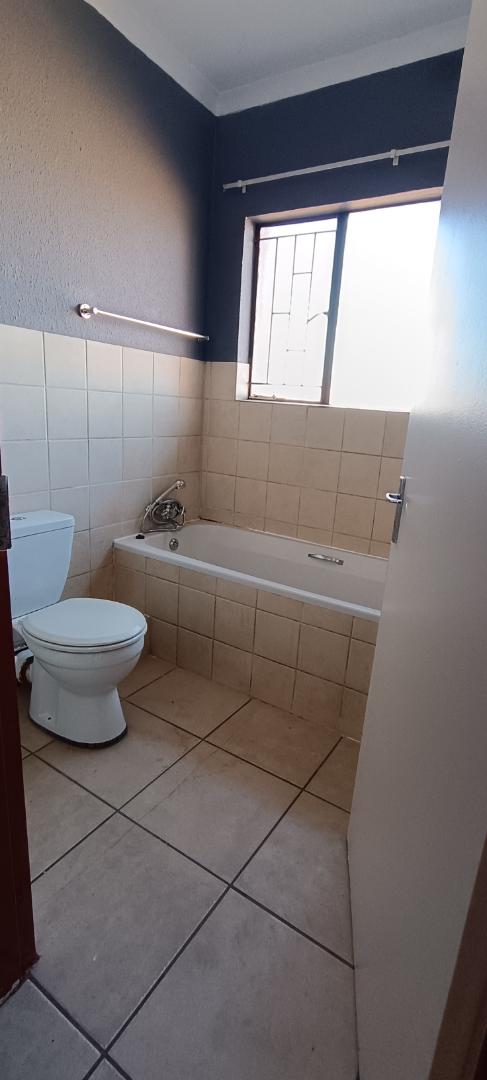 To Let 2 Bedroom Property for Rent in Edleen Ext 1 Gauteng