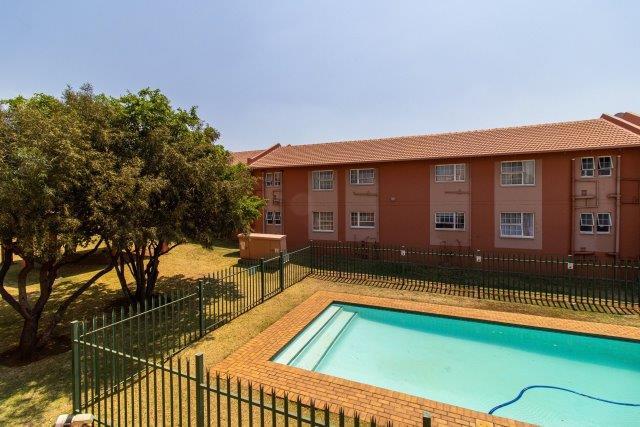 2 Bedroom Property for Sale in Meyersdal Gauteng