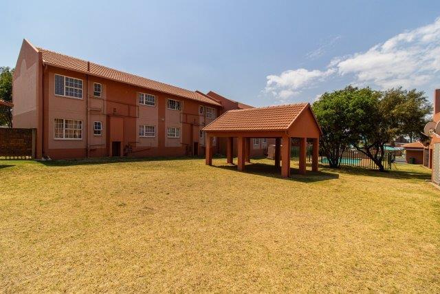 2 Bedroom Property for Sale in Meyersdal Gauteng