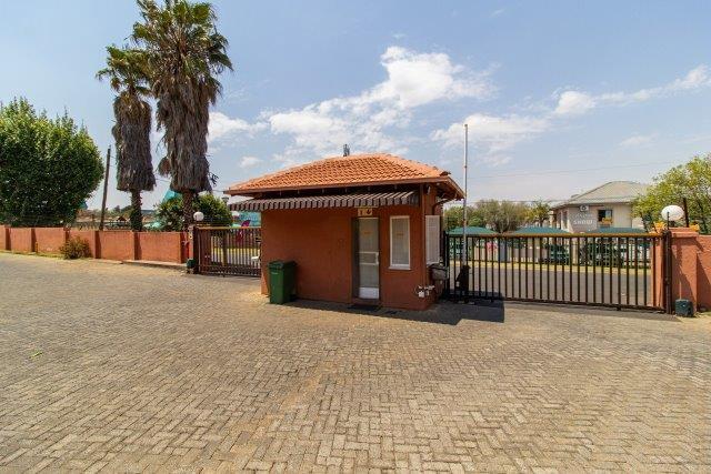 2 Bedroom Property for Sale in Meyersdal Gauteng