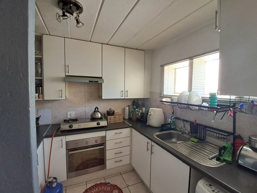 3 Bedroom Property for Sale in Oakdene Gauteng