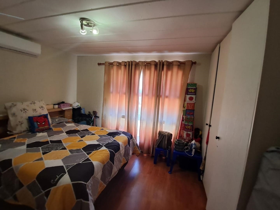 3 Bedroom Property for Sale in Oakdene Gauteng