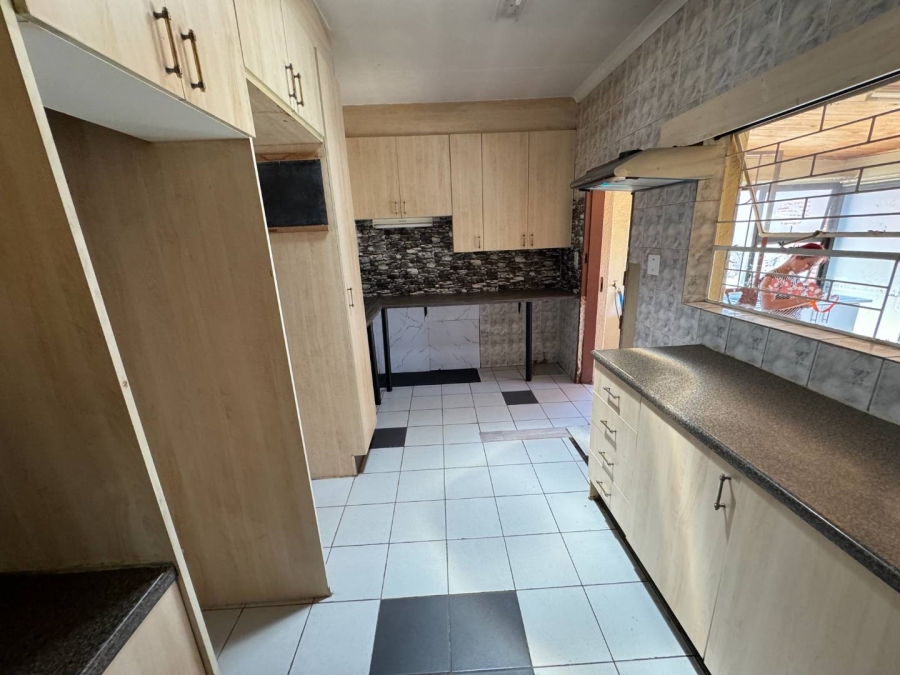 3 Bedroom Property for Sale in Verwoerdpark Gauteng