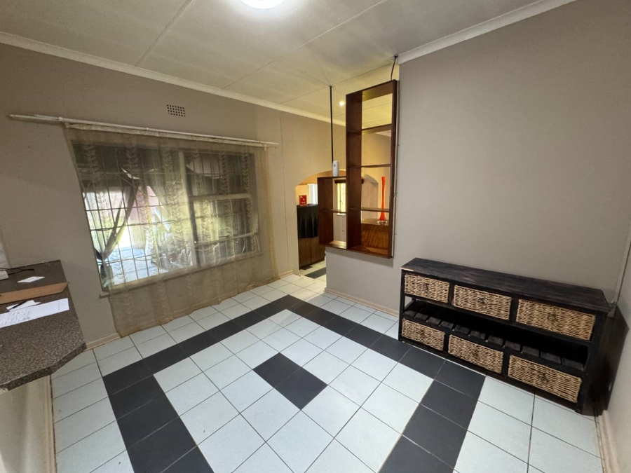 3 Bedroom Property for Sale in Verwoerdpark Gauteng