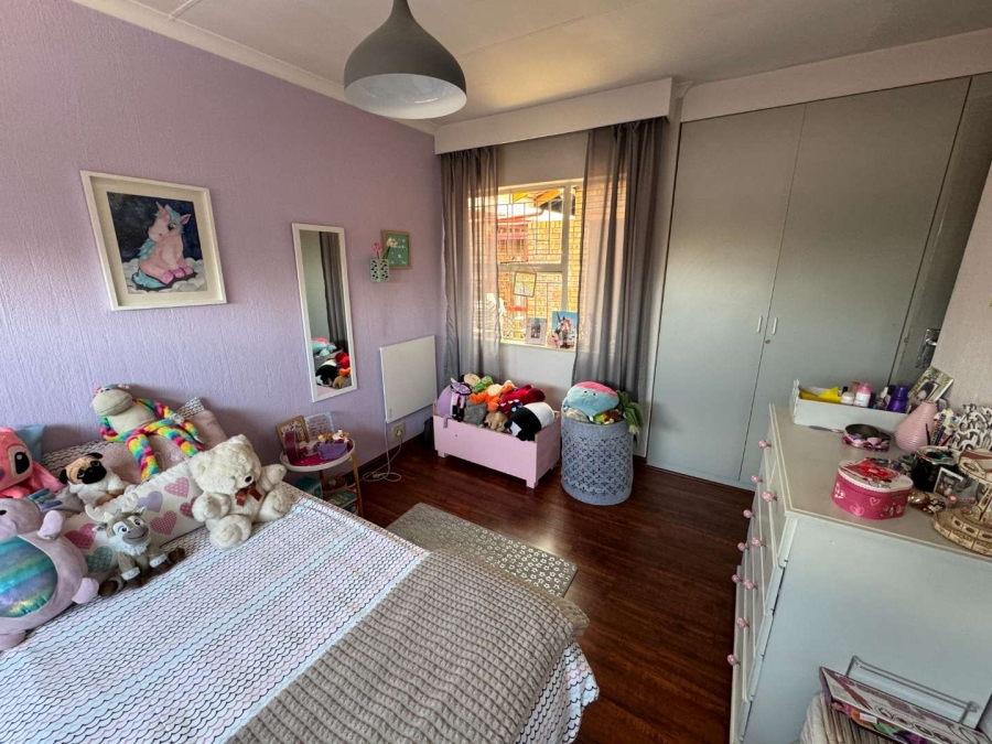 3 Bedroom Property for Sale in New Redruth Gauteng