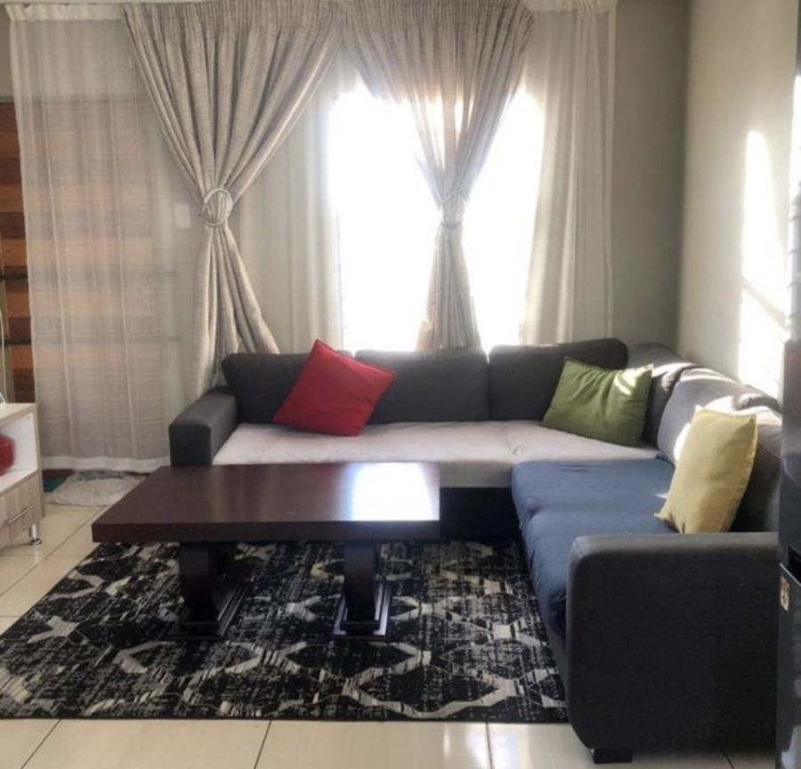 2 Bedroom Property for Sale in Selcourt Gauteng