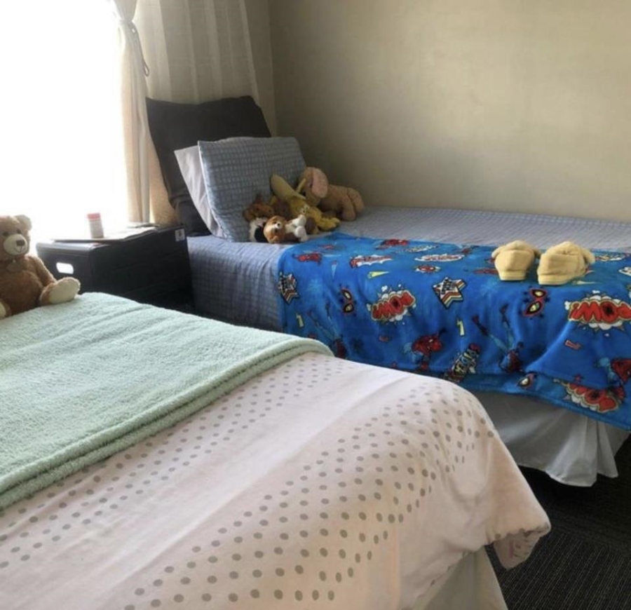 2 Bedroom Property for Sale in Selcourt Gauteng