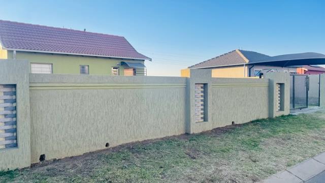 2 Bedroom Property for Sale in Selcourt Gauteng