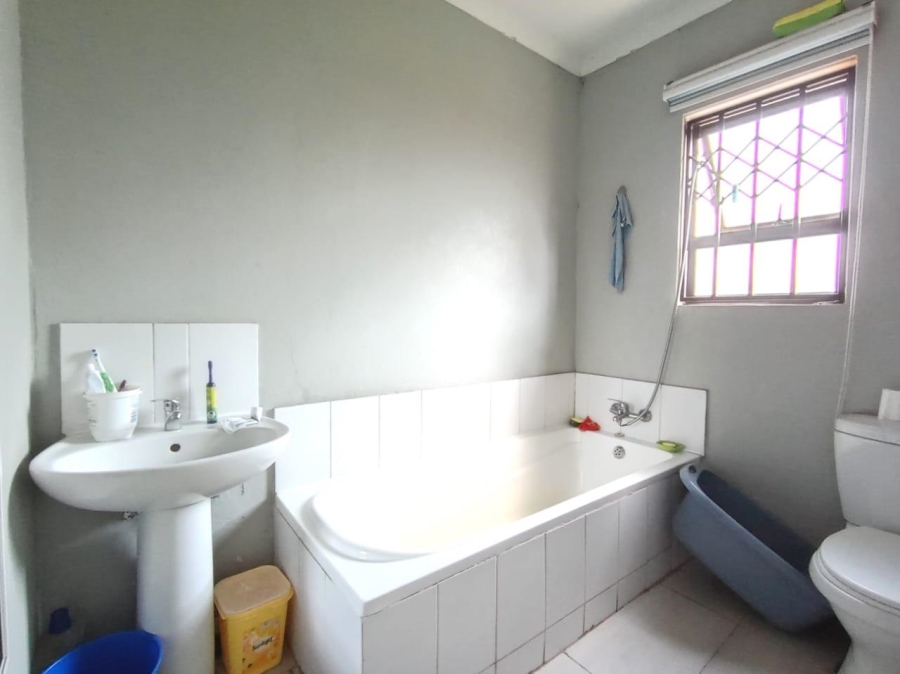 3 Bedroom Property for Sale in Klippoortje Gauteng