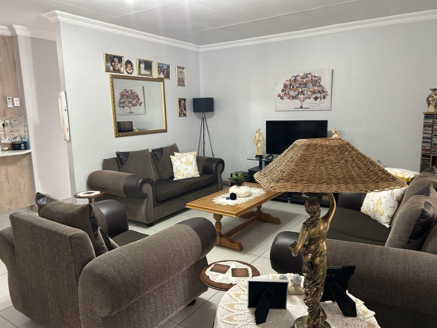 2 Bedroom Property for Sale in Sunair Gauteng