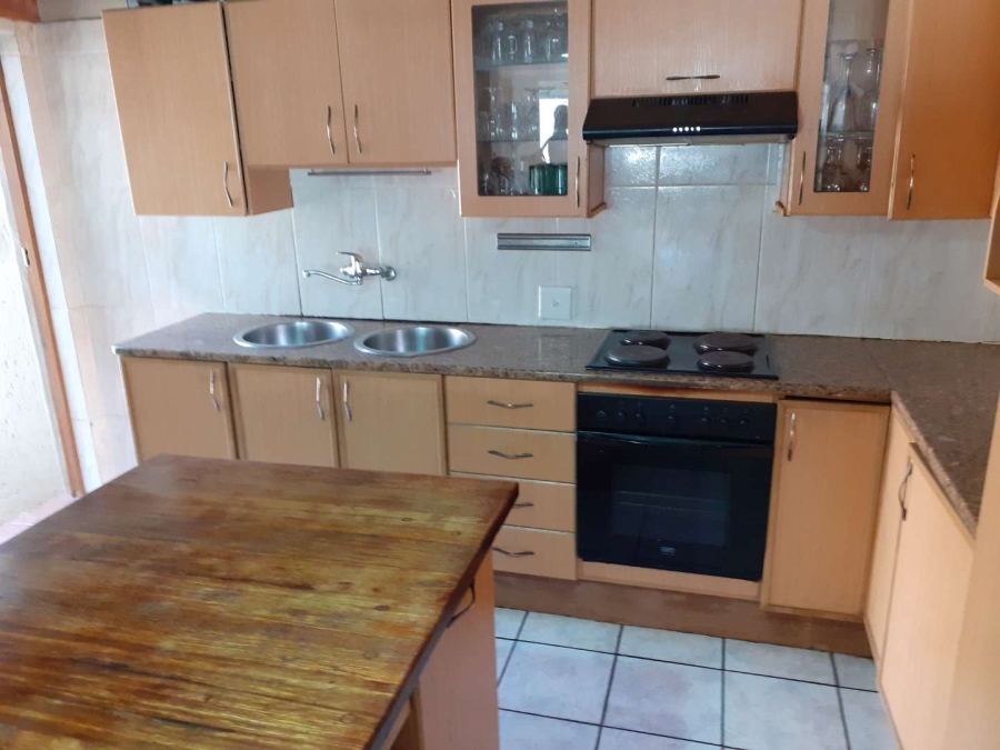 4 Bedroom Property for Sale in Allens Nek Gauteng