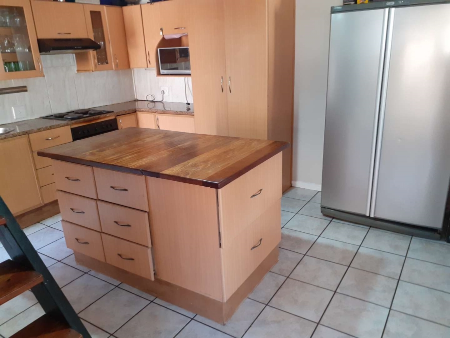 4 Bedroom Property for Sale in Allens Nek Gauteng