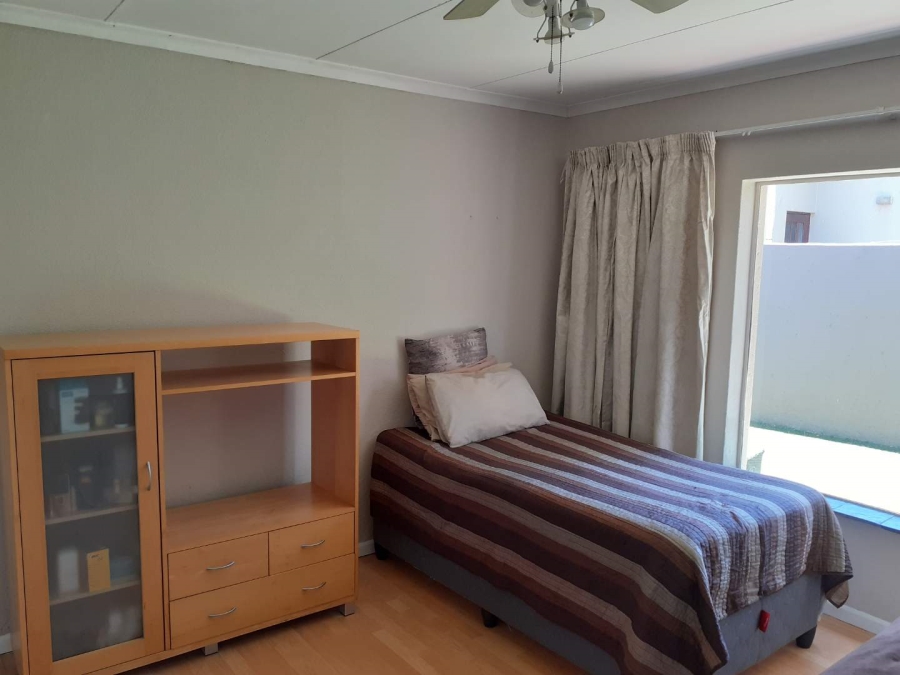 4 Bedroom Property for Sale in Allens Nek Gauteng