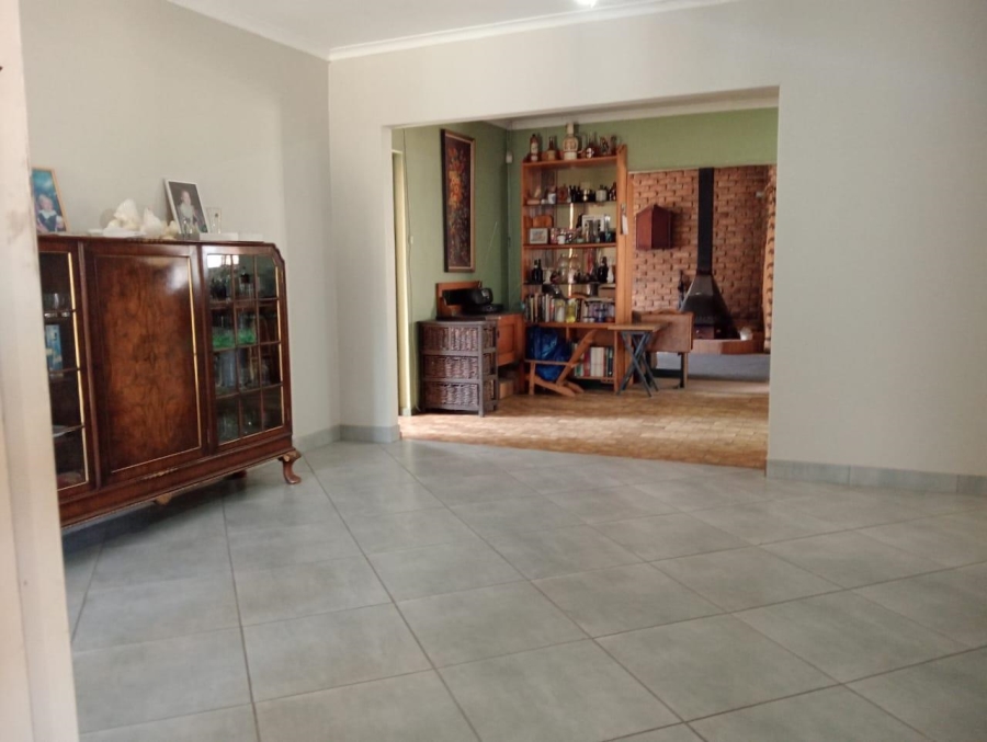 4 Bedroom Property for Sale in Birchleigh North Gauteng