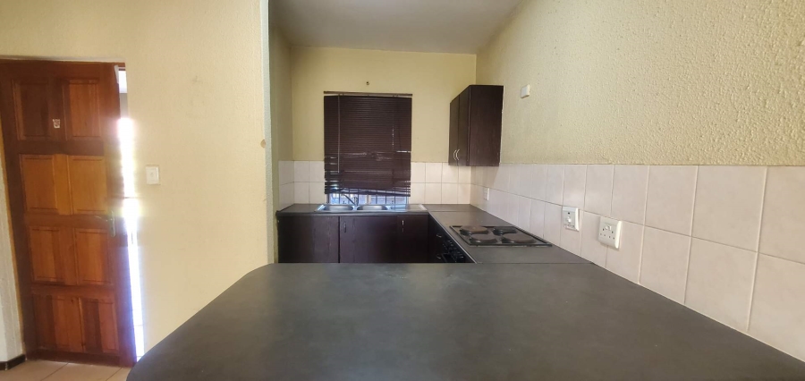 To Let 1 Bedroom Property for Rent in Willowbrook Gauteng