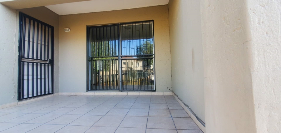 To Let 1 Bedroom Property for Rent in Willowbrook Gauteng