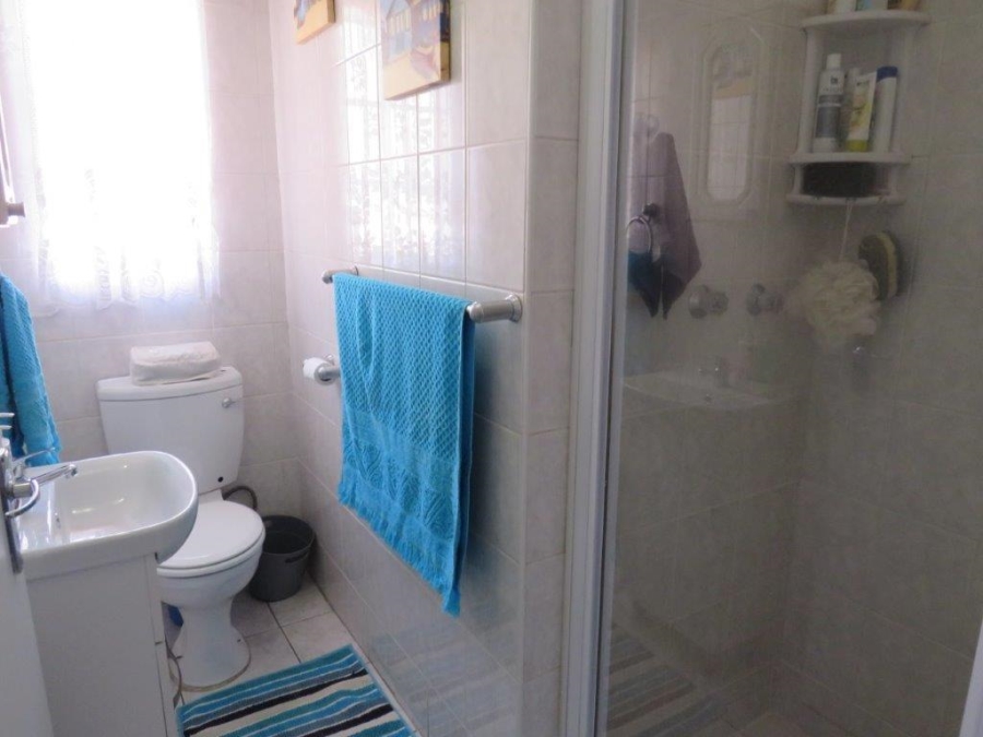 3 Bedroom Property for Sale in New Redruth Gauteng