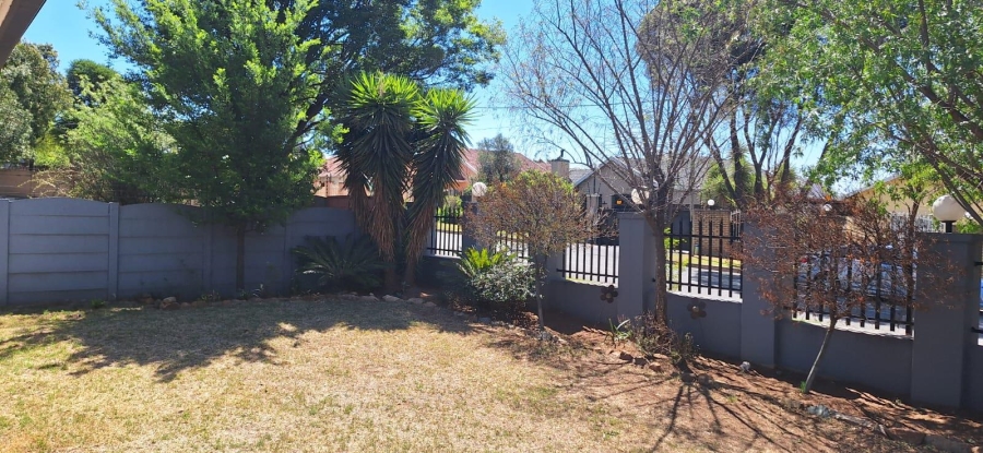 3 Bedroom Property for Sale in South Crest Gauteng