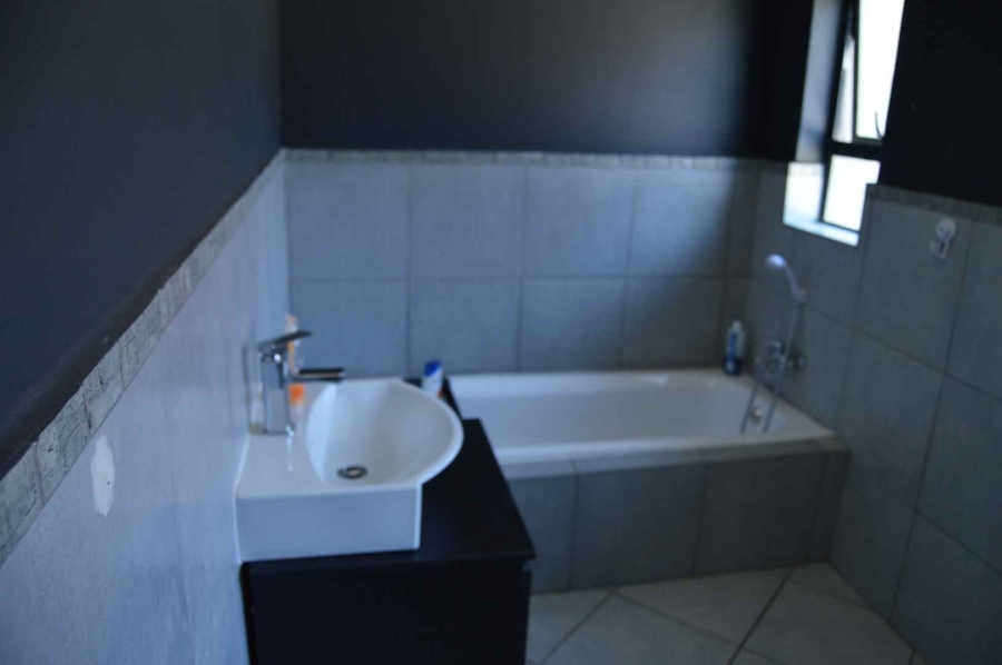 3 Bedroom Property for Sale in Verwoerdpark Gauteng