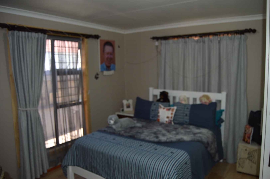 3 Bedroom Property for Sale in Verwoerdpark Gauteng