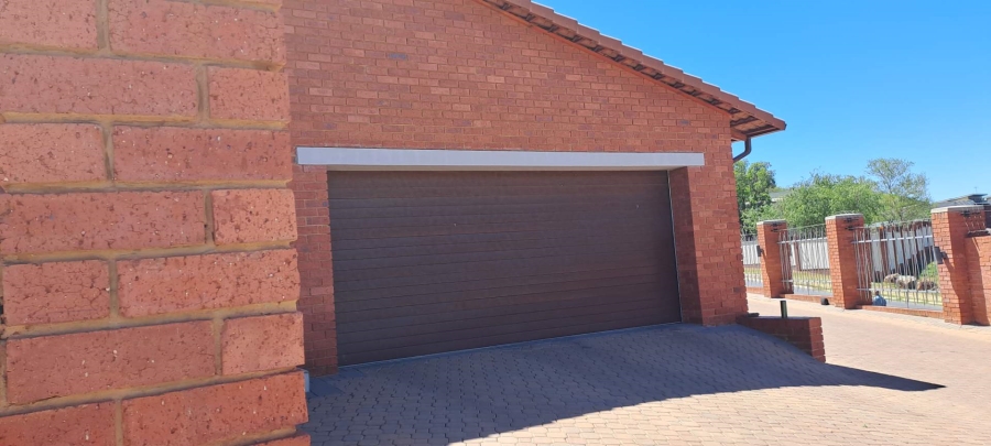 3 Bedroom Property for Sale in Glenvista Gauteng