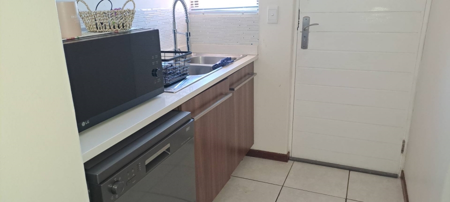 3 Bedroom Property for Sale in Glenvista Gauteng