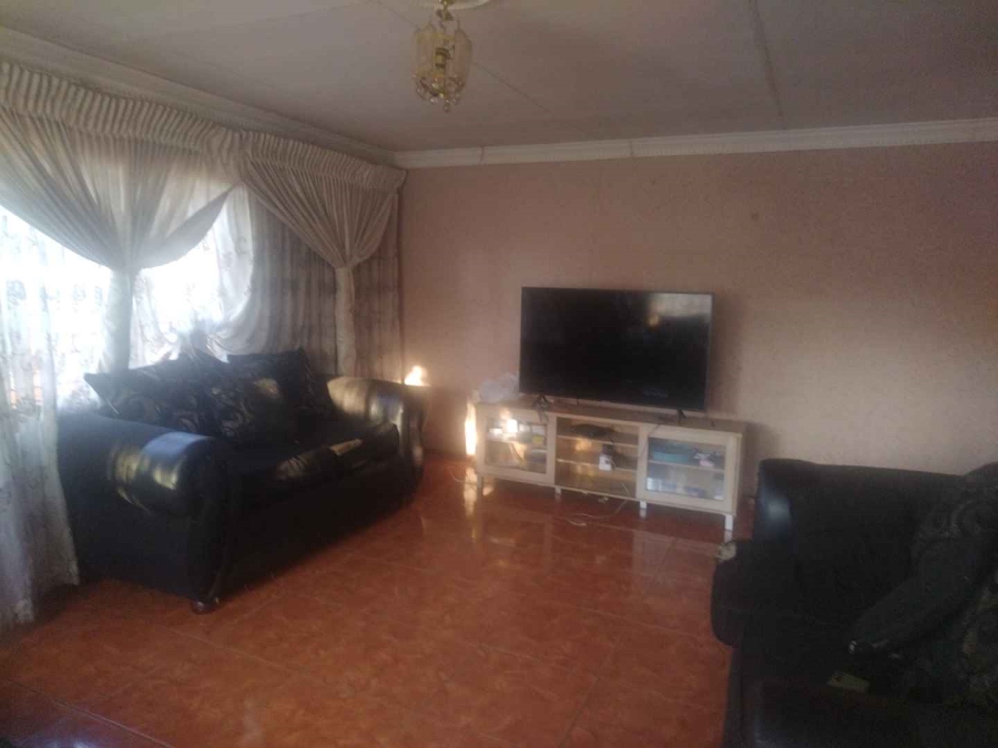 4 Bedroom Property for Sale in Ga-Rankuwa Gauteng