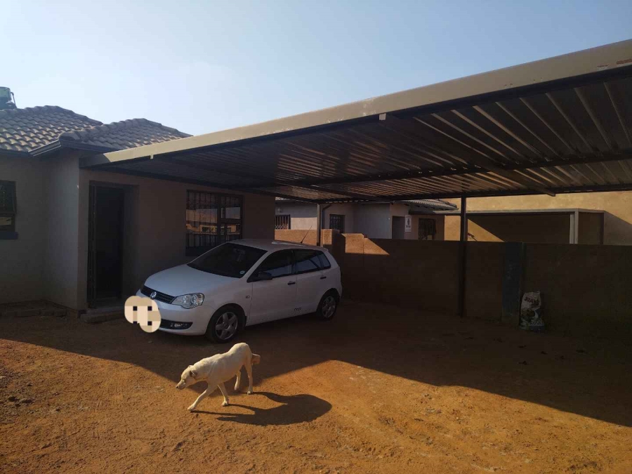 3 Bedroom Property for Sale in Soshanguve VV Gauteng