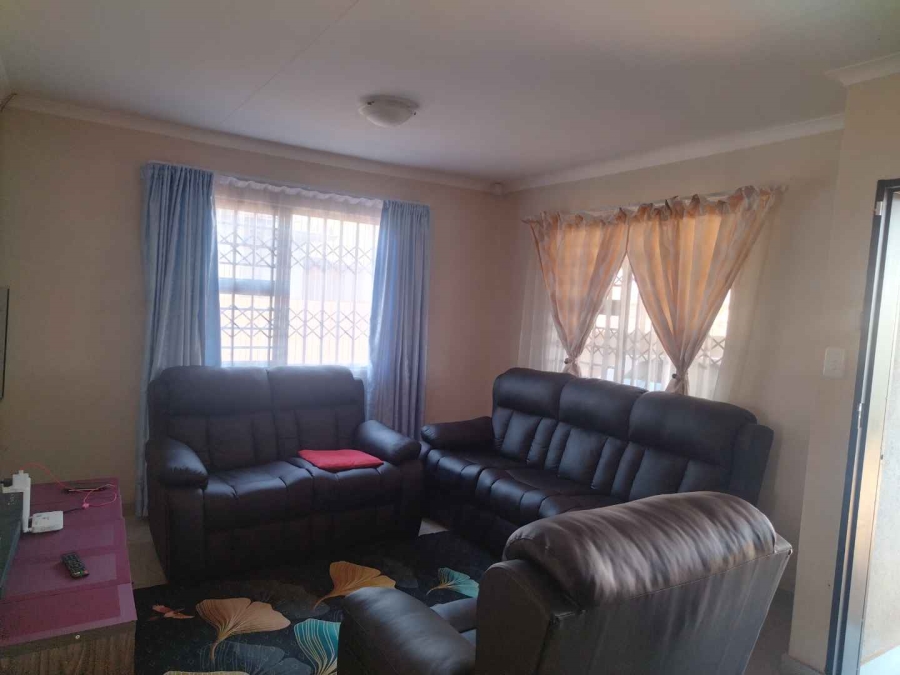 3 Bedroom Property for Sale in Soshanguve VV Gauteng