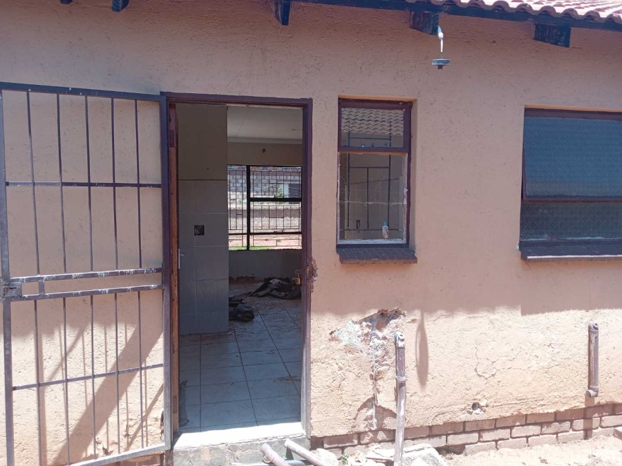 2 Bedroom Property for Sale in Soshanguve V Gauteng