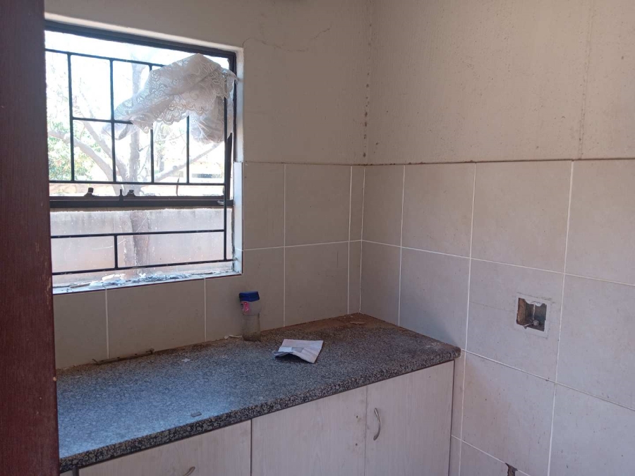 2 Bedroom Property for Sale in Soshanguve V Gauteng