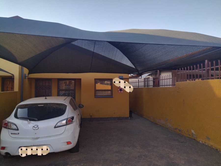 2 Bedroom Property for Sale in Soshanguve VV Gauteng