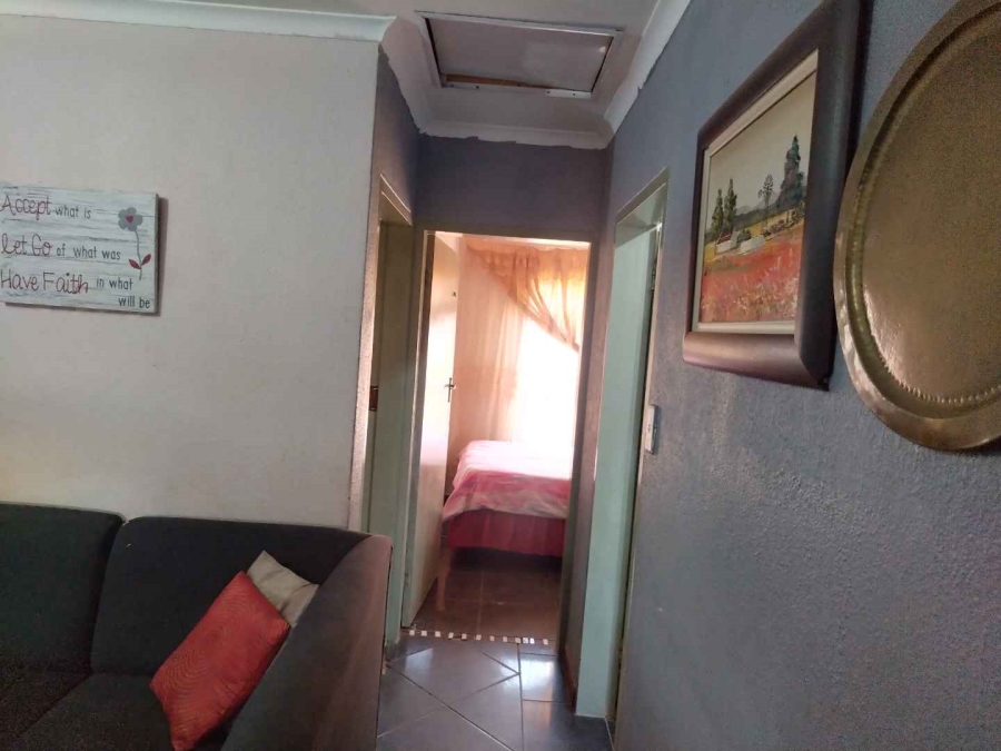 2 Bedroom Property for Sale in Soshanguve VV Gauteng