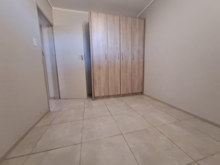 To Let 2 Bedroom Property for Rent in Amberfield Gauteng