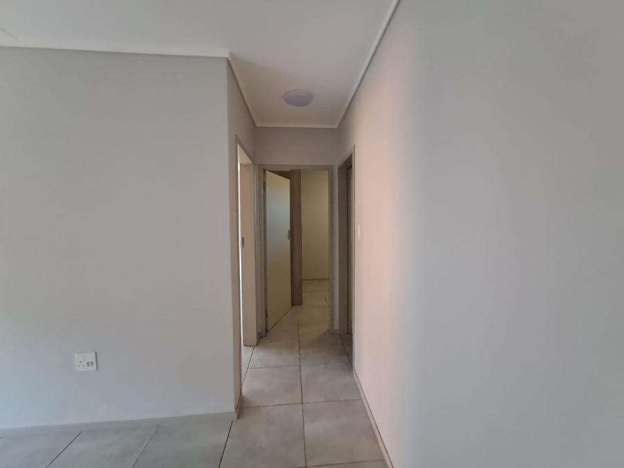 To Let 2 Bedroom Property for Rent in Amberfield Gauteng