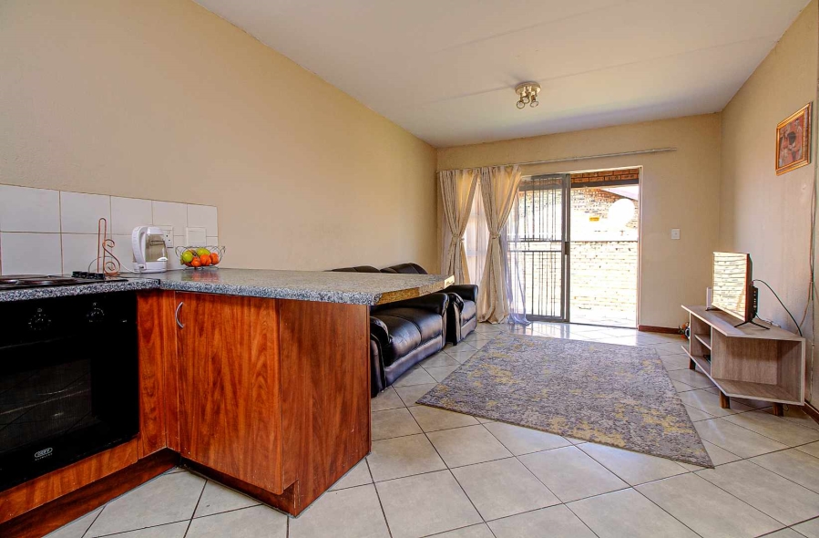 2 Bedroom Property for Sale in Honeypark Gauteng