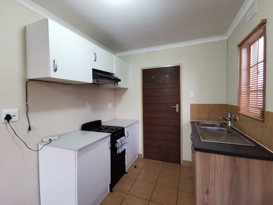 To Let 3 Bedroom Property for Rent in Sky City Gauteng