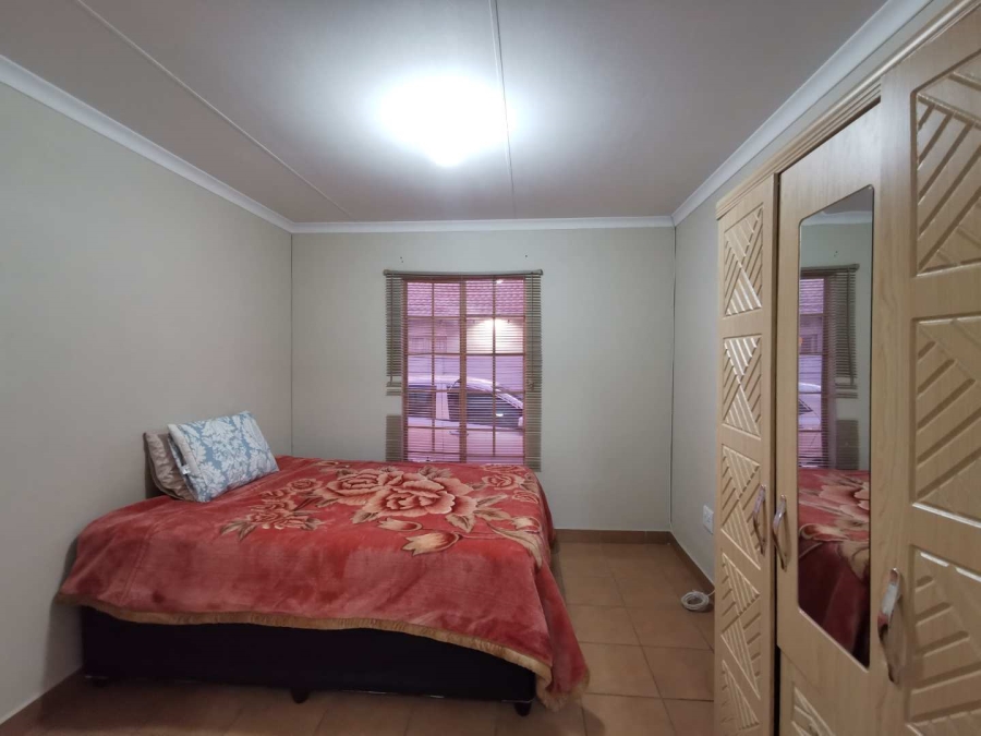 To Let 3 Bedroom Property for Rent in Sky City Gauteng