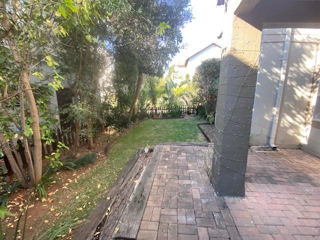 2 Bedroom Property for Sale in Magaliessig Gauteng