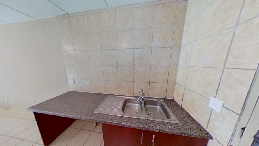 2 Bedroom Property for Sale in North Riding Gauteng