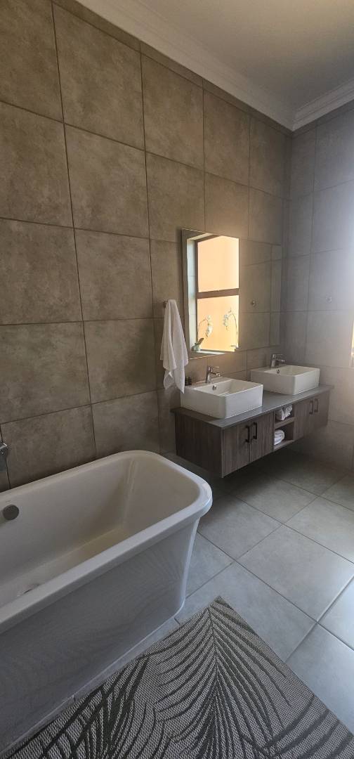 3 Bedroom Property for Sale in Six Fountains Residential Estate Gauteng