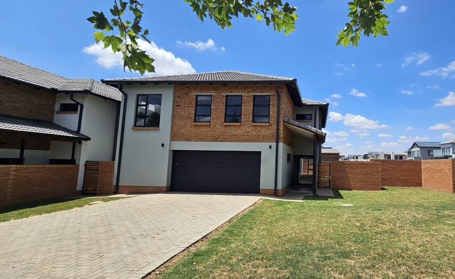 4 Bedroom Property for Sale in Six Fountains Residential Estate Gauteng