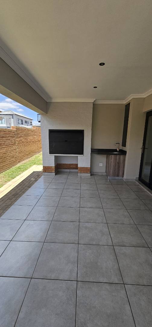 4 Bedroom Property for Sale in Six Fountains Residential Estate Gauteng