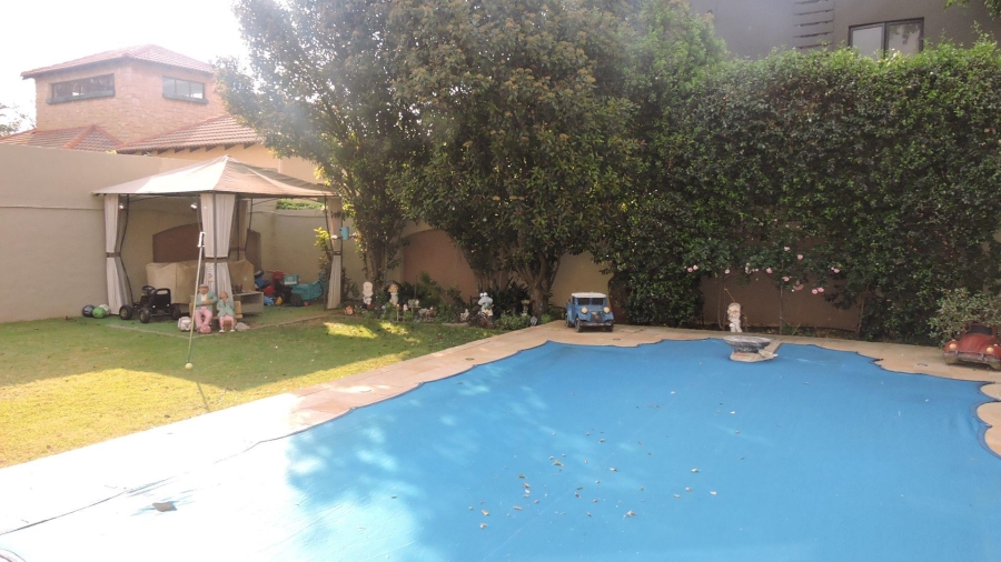 4 Bedroom Property for Sale in Willow Acres Gauteng