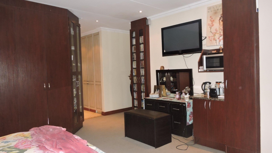 4 Bedroom Property for Sale in Willow Acres Gauteng