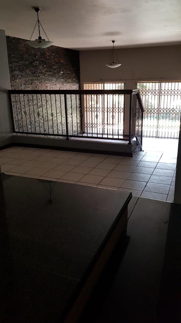 To Let 3 Bedroom Property for Rent in Glen Atholl Gauteng