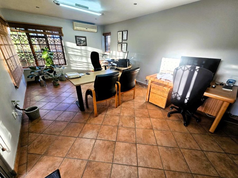 4 Bedroom Property for Sale in Rietondale Gauteng