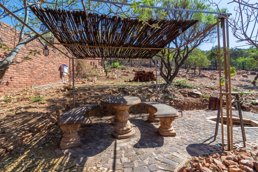 4 Bedroom Property for Sale in Poortview Gauteng