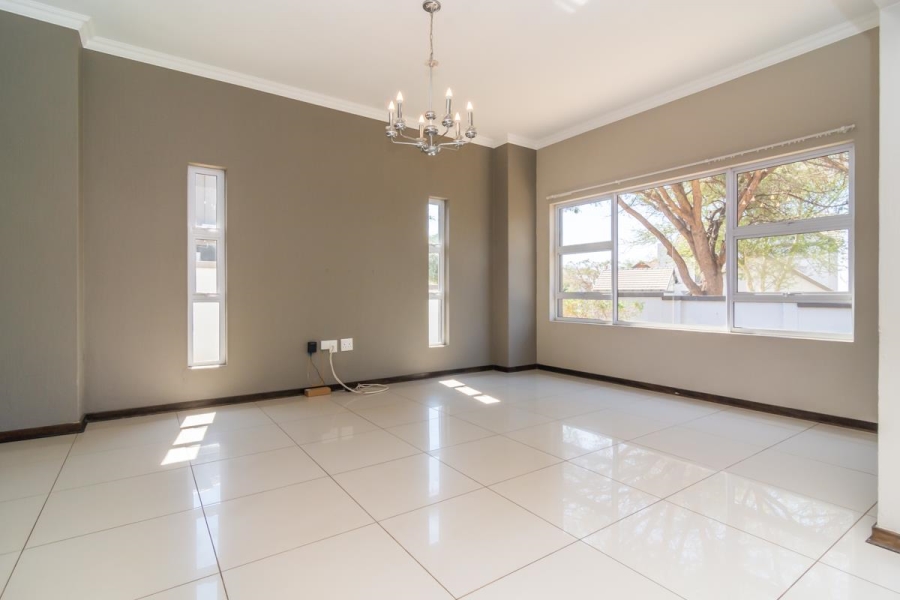 To Let 3 Bedroom Property for Rent in Homes Haven Gauteng