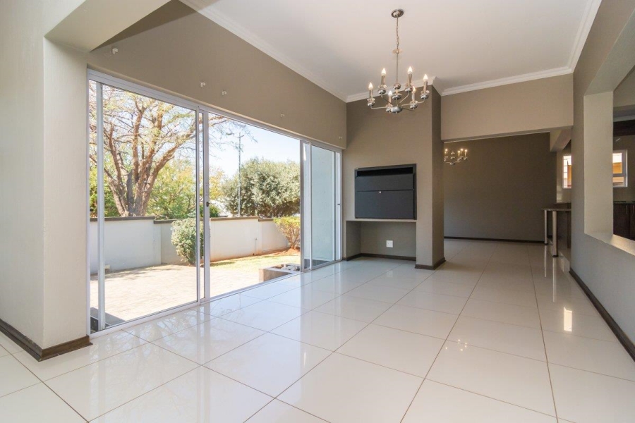 To Let 3 Bedroom Property for Rent in Homes Haven Gauteng